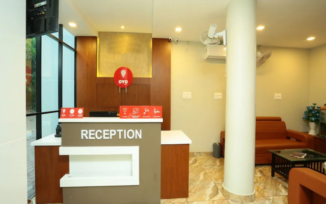 OYO 16417 Zahir Residency