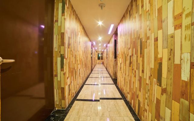 Premium V Hotel