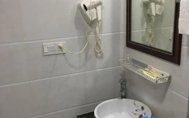 Xinhao Fashion Hotel