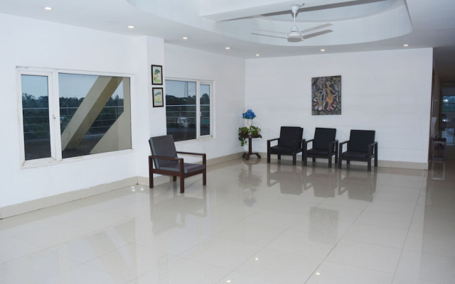 Hotel Golden Anchor Dhamara
