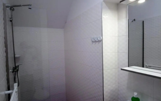Central Guesthouse Bucharest - Adults Only