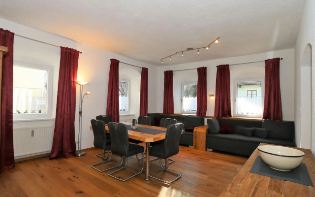 Apartment in Fugen Near Spieljochbahn