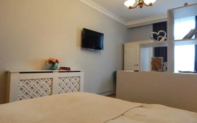 Teo's Flat