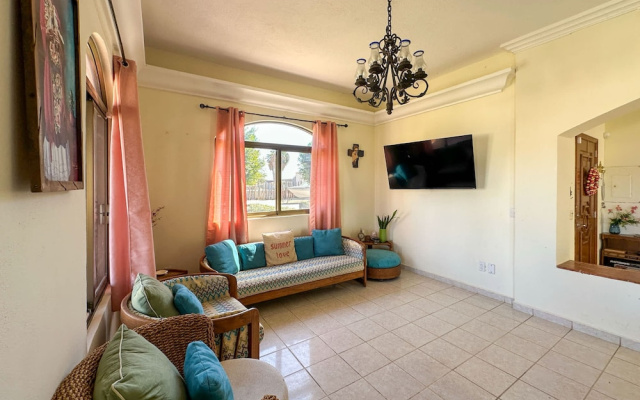 Tranquil Family Escape With Large Patio
