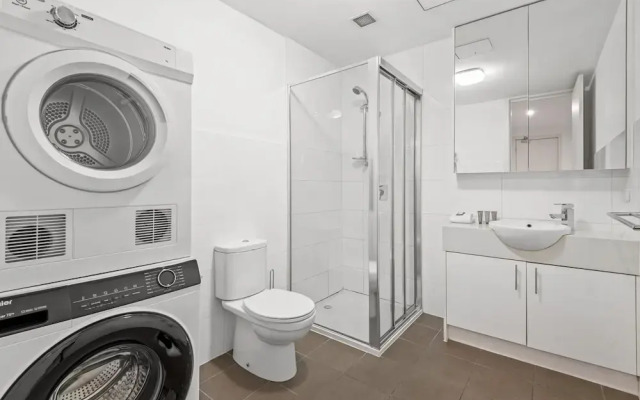 Cosy 1-bed With Balcony in Trendy St Kilda