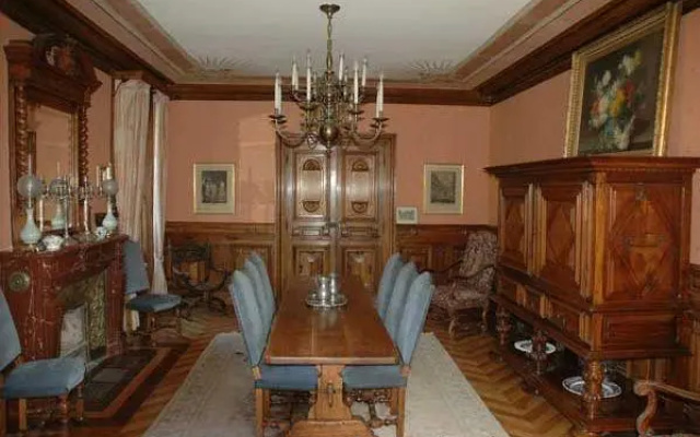 Chambres dHôtes Château de la Charmeraie