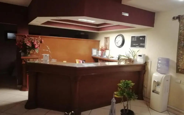 Hotel Versalles Inn