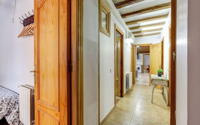 Отель 9 pax las Ramblas, Montserrat (Barcelona) Испания, Барселона - отзывы, цены и фото номеров - забронировать отель 9 pax las Ramblas, Montserrat (Barcelona) онлайн вид на фасад