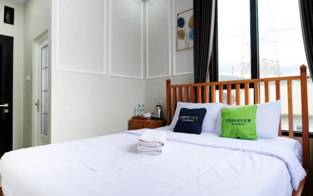Urbanview Hotel Dieng Chill House Syariah