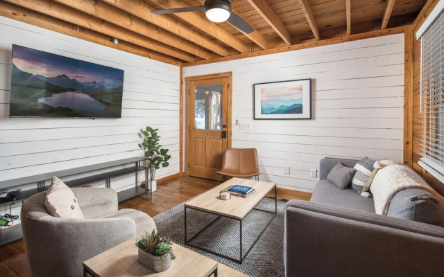 Red Feather Cabins 232