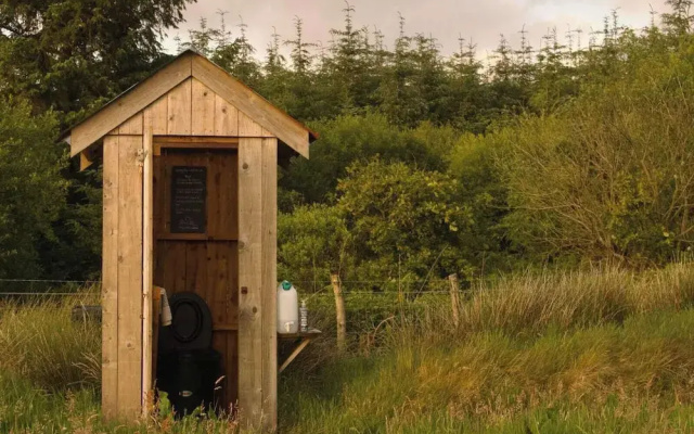 Glamping Pod - Sleeps 2 - Pets - Parking - Wifi