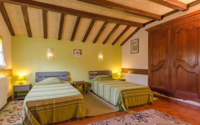Gîte Saint-Hilaire-sous-Romilly, 4 pièces, 6 personnes - FR-1-543-72