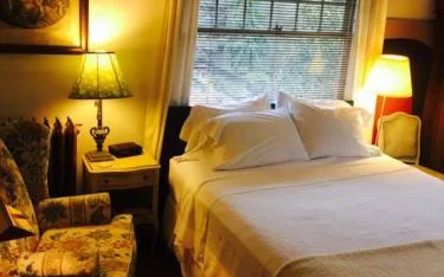 Bed & Breakfast on Broadway