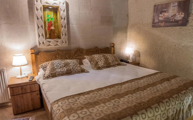 Grand Elite Cave Suites