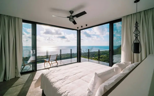 Seataya Oceanview Luxury Villas