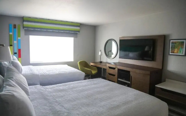 Hampton Inn By Hilton Lead