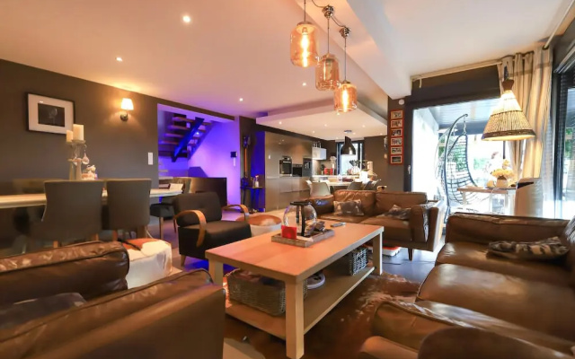Le Cosy