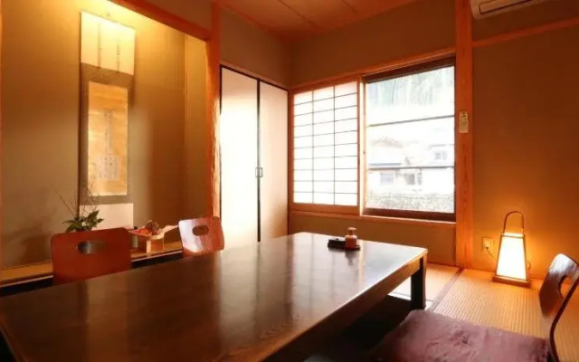 Marucho Ryokan