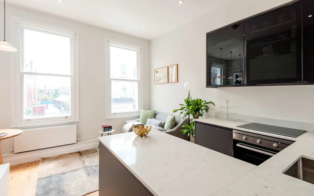 Lillie Road Residence I