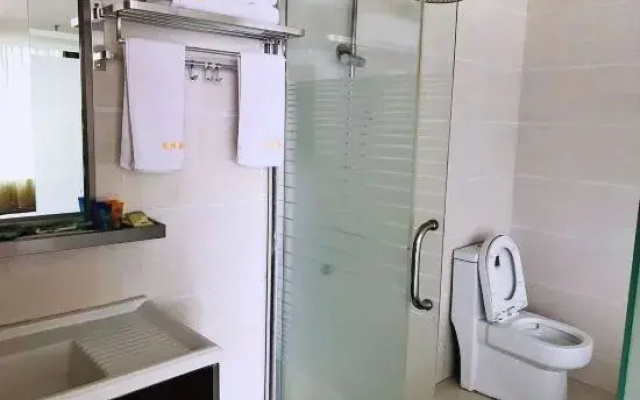 Longxing Business Hotel