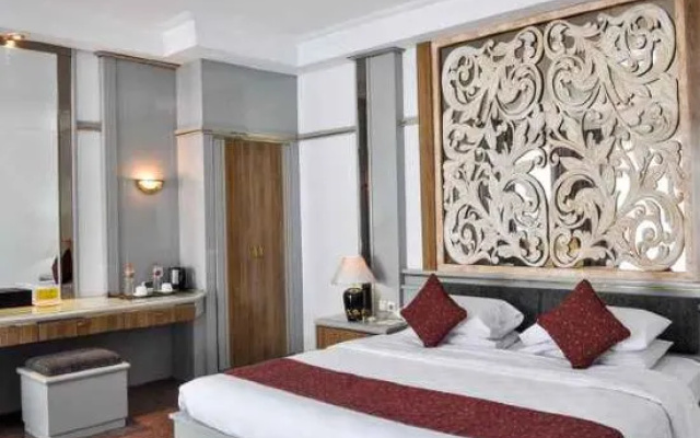 Hotel Bandara Purigarden Semarang