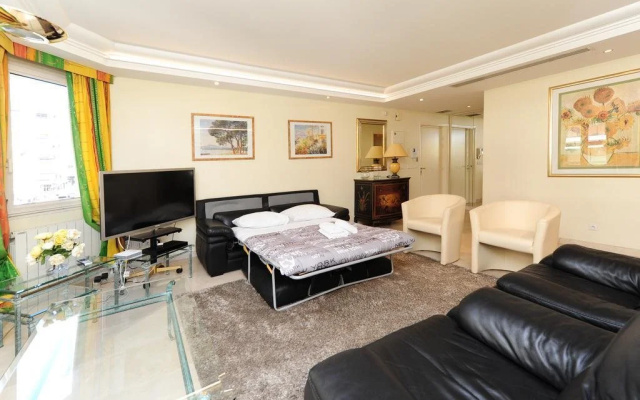 Croisette Azur Residence