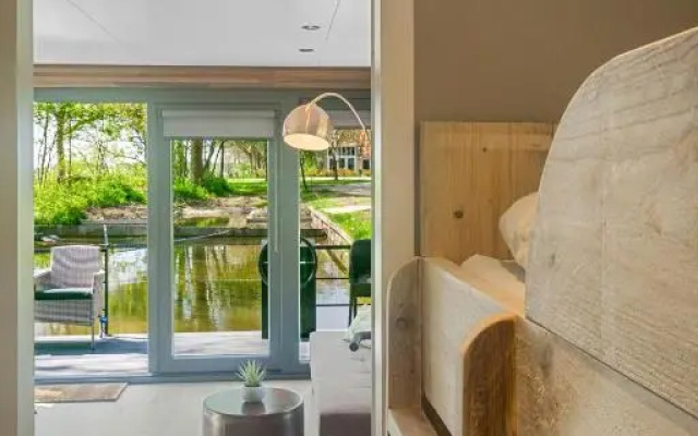 Waterlodges Leeuwarden