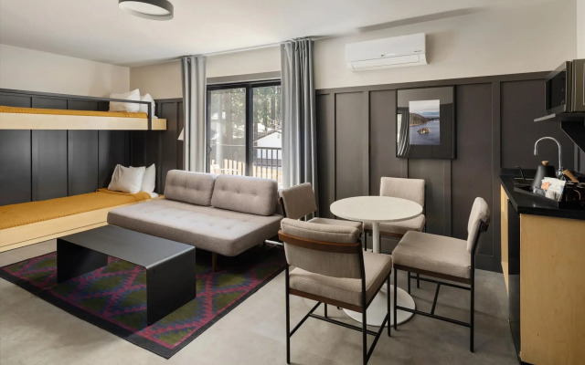 The Coachman Hotel