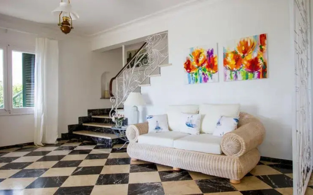 Casa del Mar