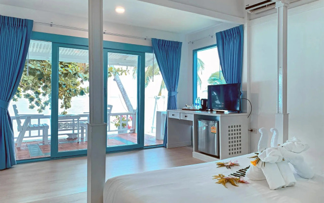 Sand Sea Beach Resort
