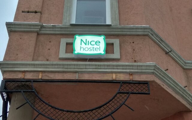 Nice Hostel on Peterburgskaya вид на фасад