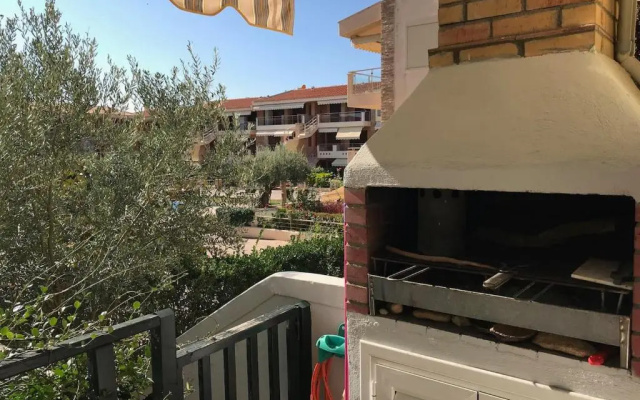 Ideal 3-floor Maisonette next to the sea