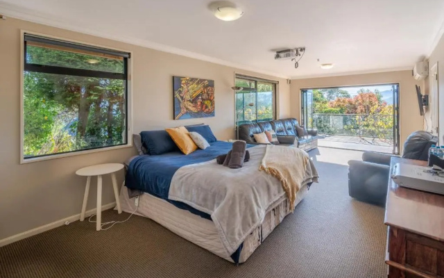 Akaroa Long Harbour Lookout - Akaroa Holiday Home