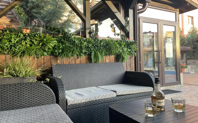 Asya Guest House