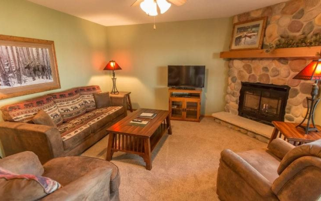 Wild Eagle Lodge