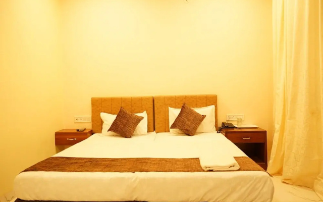 Jmc Hotel The Moon