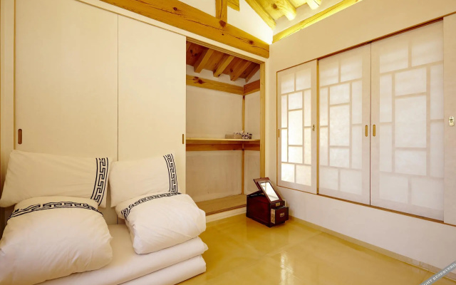Hanok 24 guesthouse Gyeongbokgung