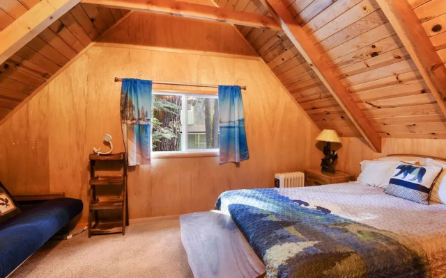 7 Minute Walk to Beach Chambers Landing Chalet