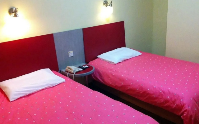 Home Inn Rizhao Railway Station