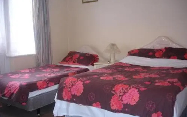 Brackenhurst Guest House