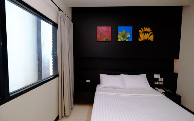 U Style Hotel