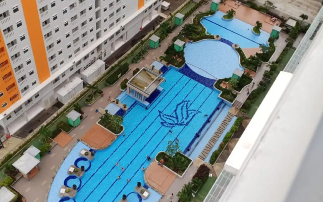 Apartment Green Pramuka City by Vincent