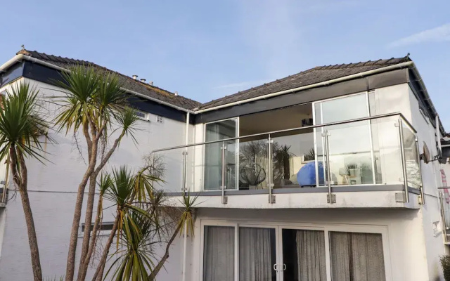 36 Coedrath Park