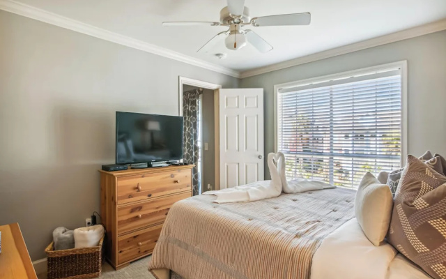 Beautiful Dawn by Ryson Vacation Rentals