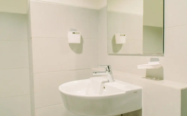 Comfortable and Cozy Studio at Bintaro Icon Apartment
