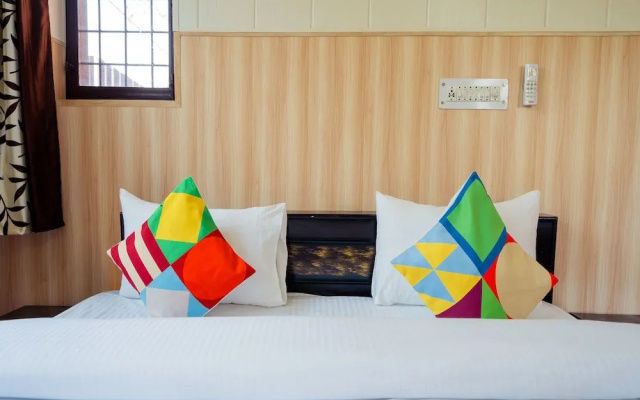 OYO 13153 Home Valley View 1BHK Mussoorie Bypass