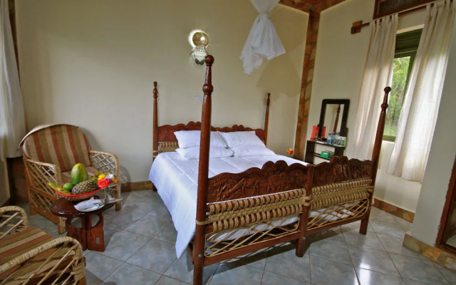 Silverback Lodge
