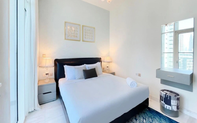 Chic 3BR Apt Near Dubai Mall