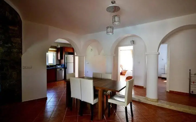 Villa Tophill