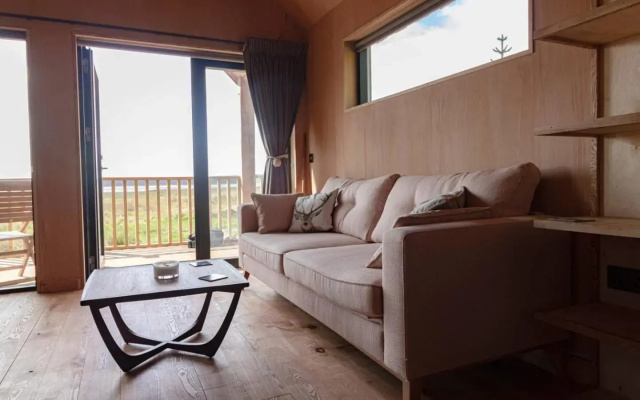 Birdwatcher's Cabin